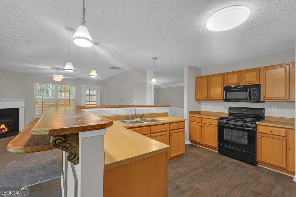 30 EMERSON TRL Covington, GA 30016