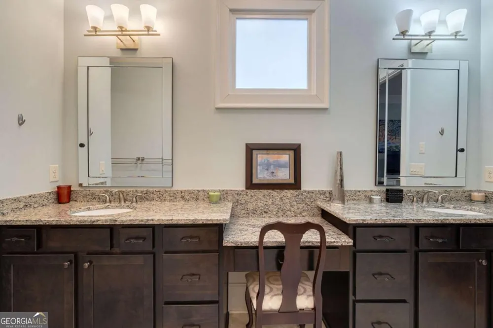 3530 Greenleffe DR Statham, GA 30666