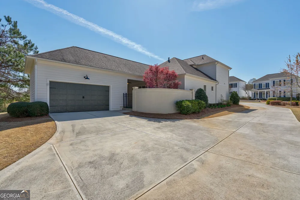2970 Greenleffe DR Statham, GA 30666