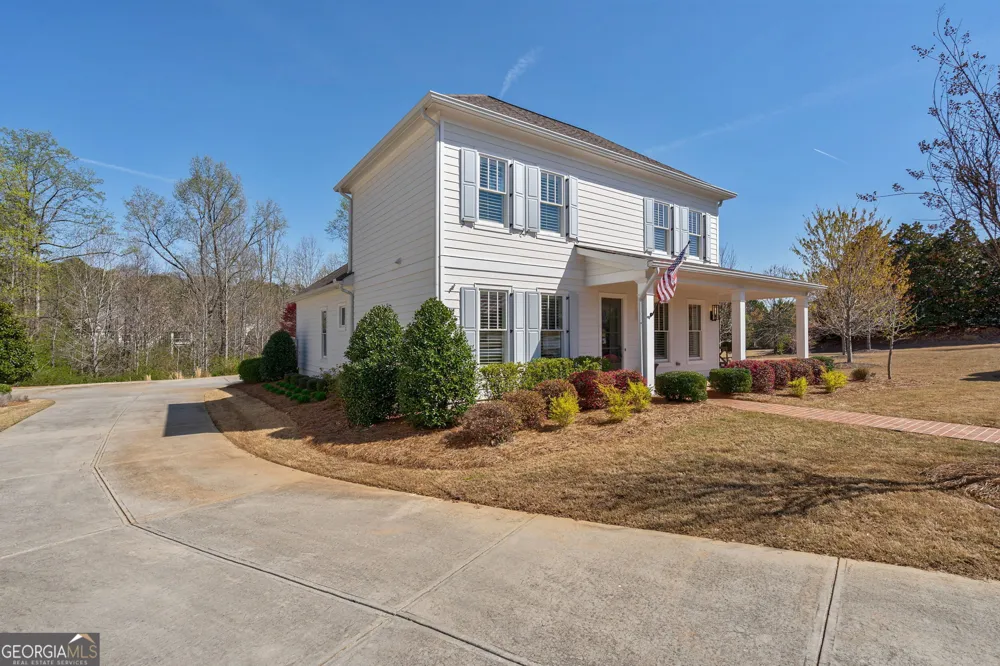 2970 Greenleffe DR Statham, GA 30666