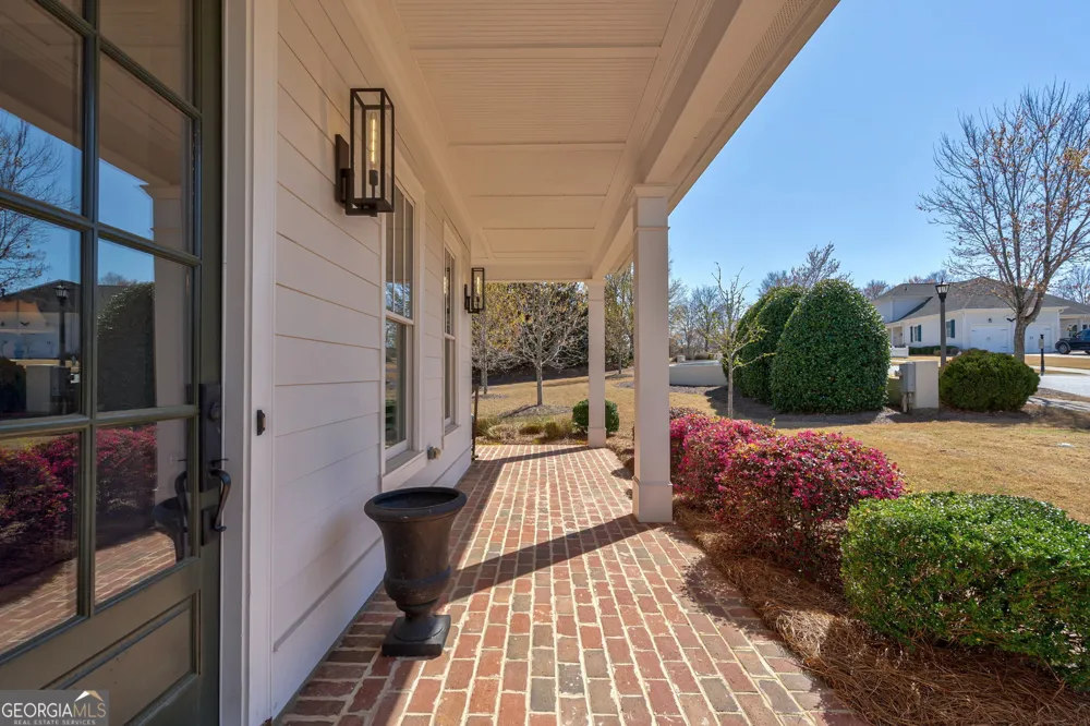2970 Greenleffe DR Statham, GA 30666