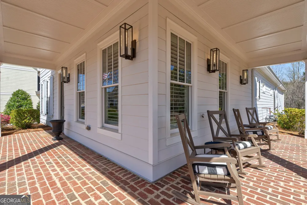 2970 Greenleffe DR Statham, GA 30666