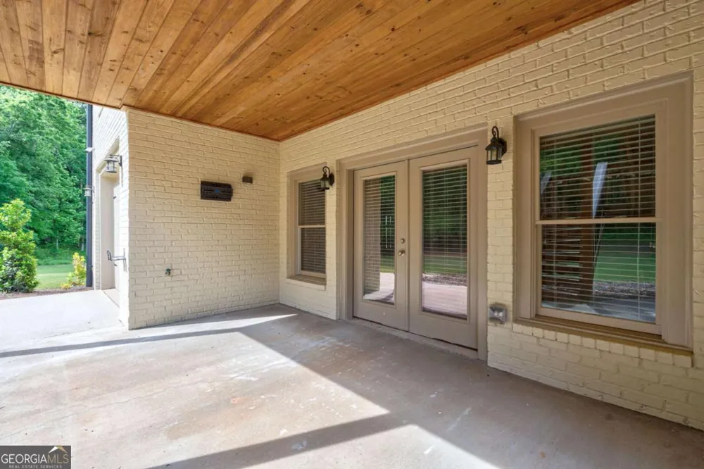 2221 Gentry LN Statham, GA 30666