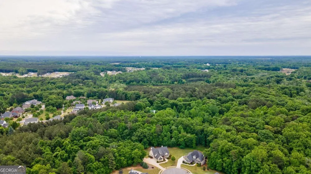 2221 Gentry LN Statham, GA 30666