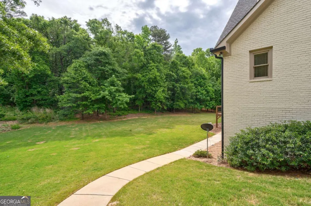 2221 Gentry LN Statham, GA 30666