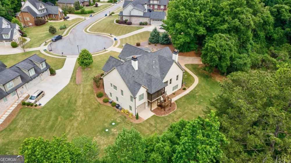 2221 Gentry LN Statham, GA 30666