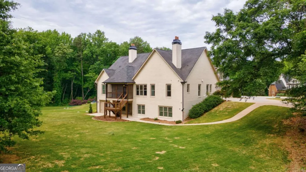 2221 Gentry LN Statham, GA 30666