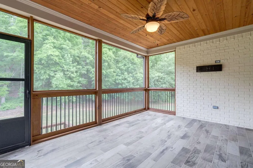 2221 Gentry LN Statham, GA 30666