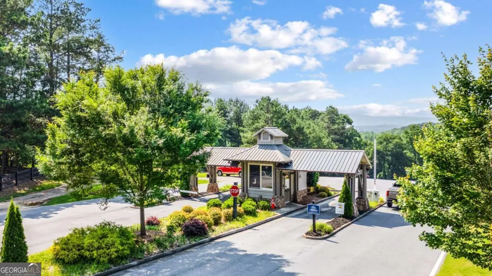 401 Ridgewater LN Waleska, GA 30183