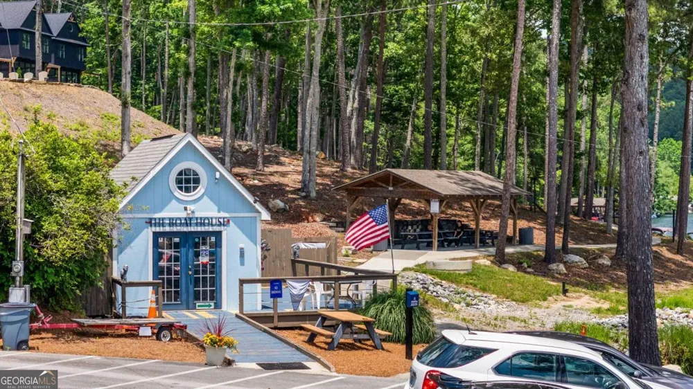 401 Ridgewater LN Waleska, GA 30183