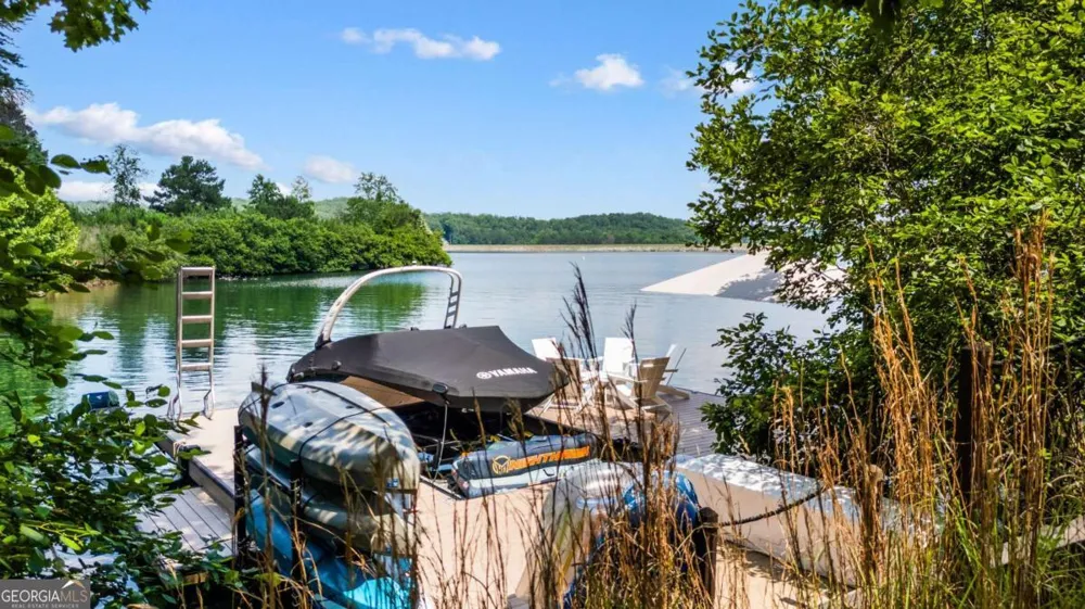 401 Ridgewater LN Waleska, GA 30183