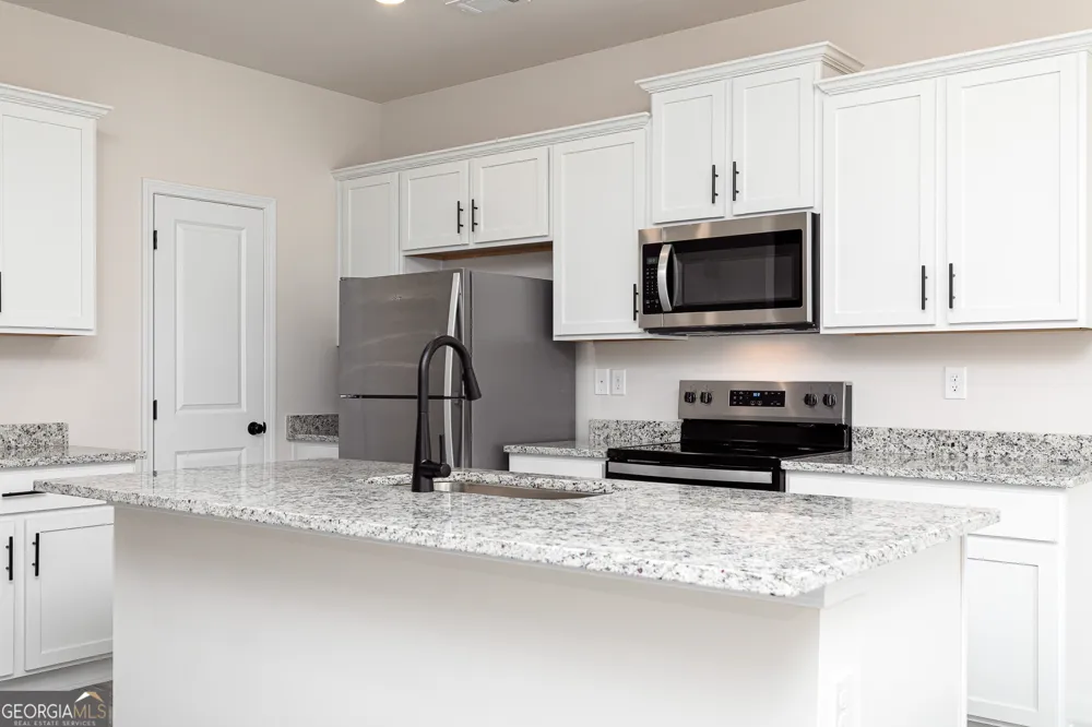 195 Sunfish CIR Jefferson, GA 30549