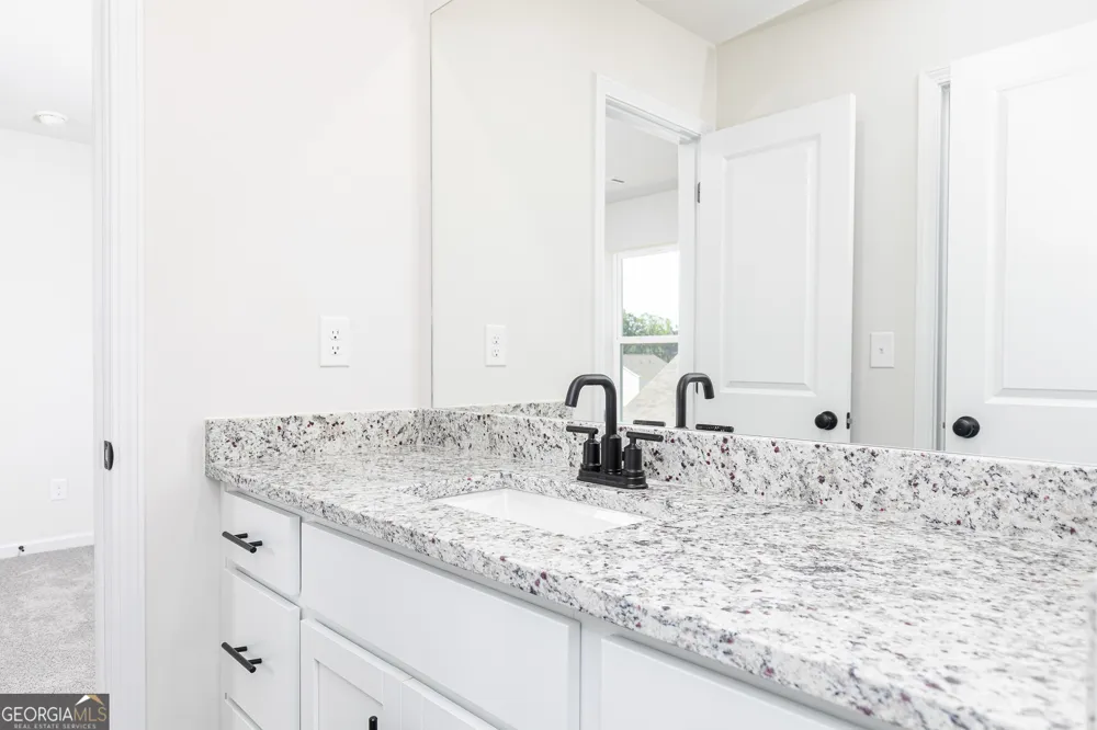 195 Sunfish CIR Jefferson, GA 30549