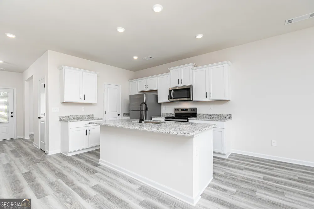 307 Egret CT Jefferson, GA 30549
