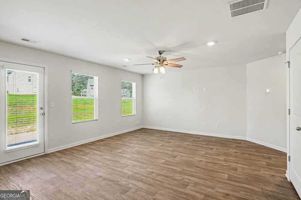 1367 Midnight Ride CT Hampton, GA 30228