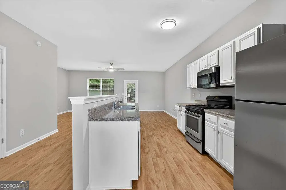 1505 Ashbrooke TRCE Stone Mountain, GA 30083
