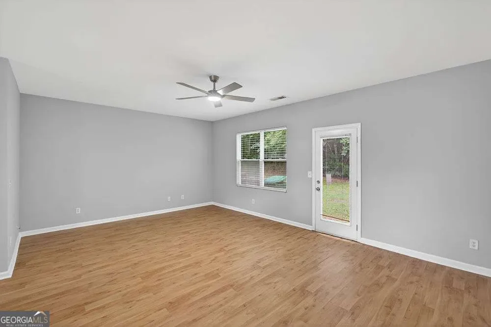 1505 Ashbrooke TRCE Stone Mountain, GA 30083