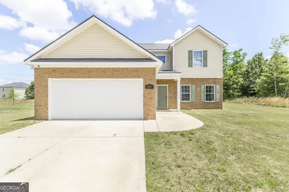 219 Ivy Glen DR Perry, GA 31069