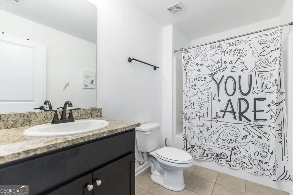 219 Ivy Glen DR Perry, GA 31069