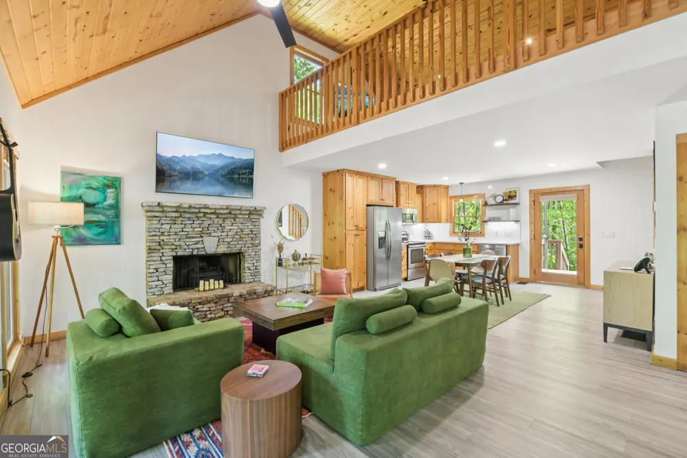 40 Misty Hollow DR Dahlonega, GA 30533
