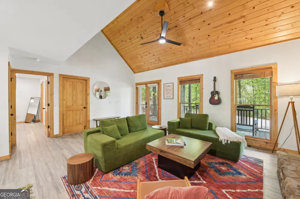 40 Misty Hollow DR Dahlonega, GA 30533