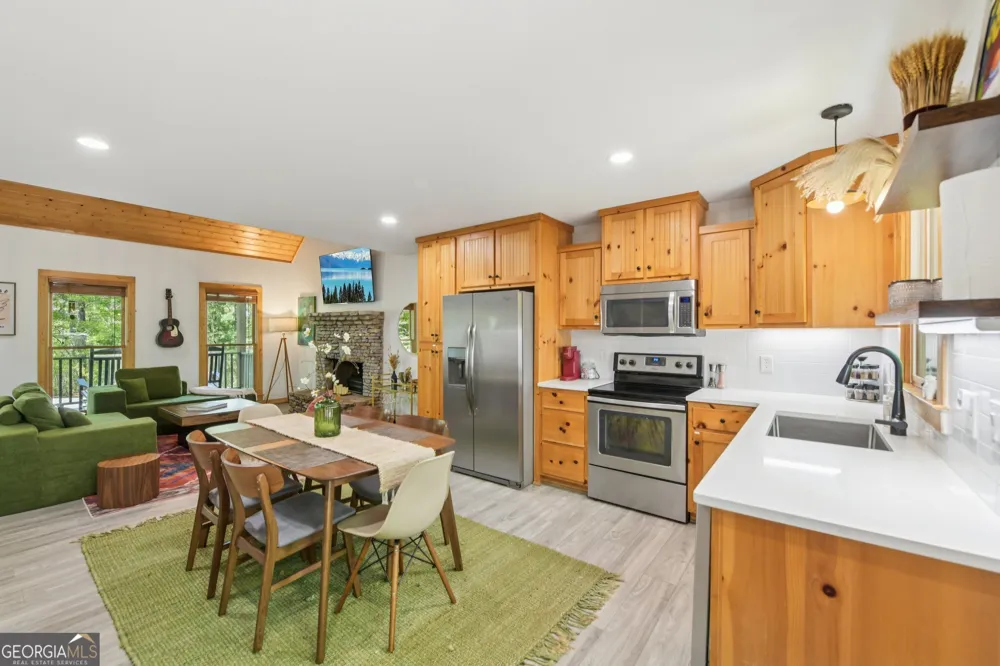 40 Misty Hollow DR Dahlonega, GA 30533