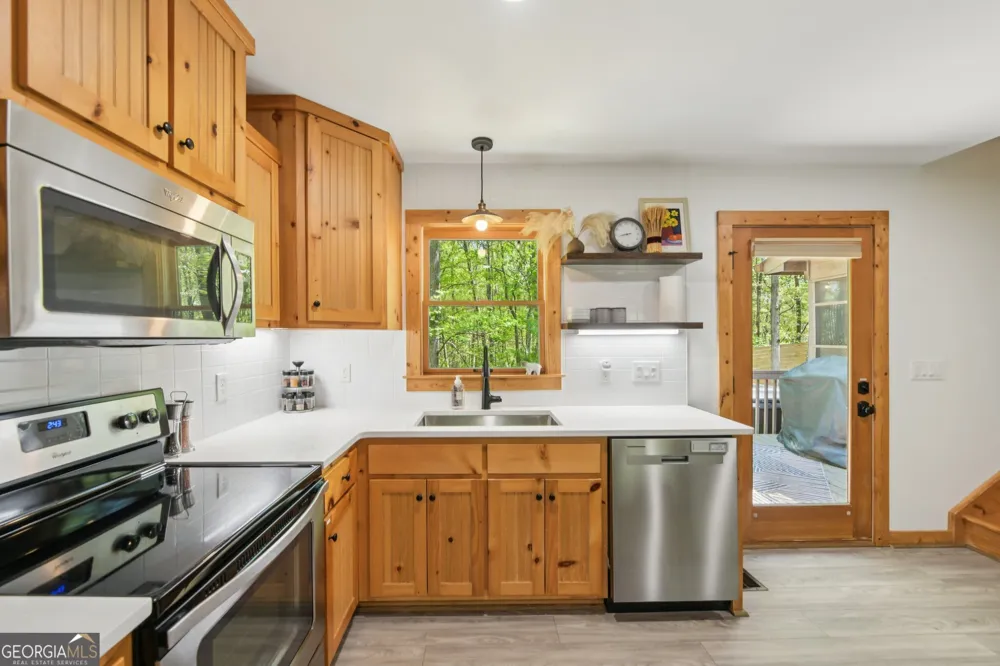 40 Misty Hollow DR Dahlonega, GA 30533