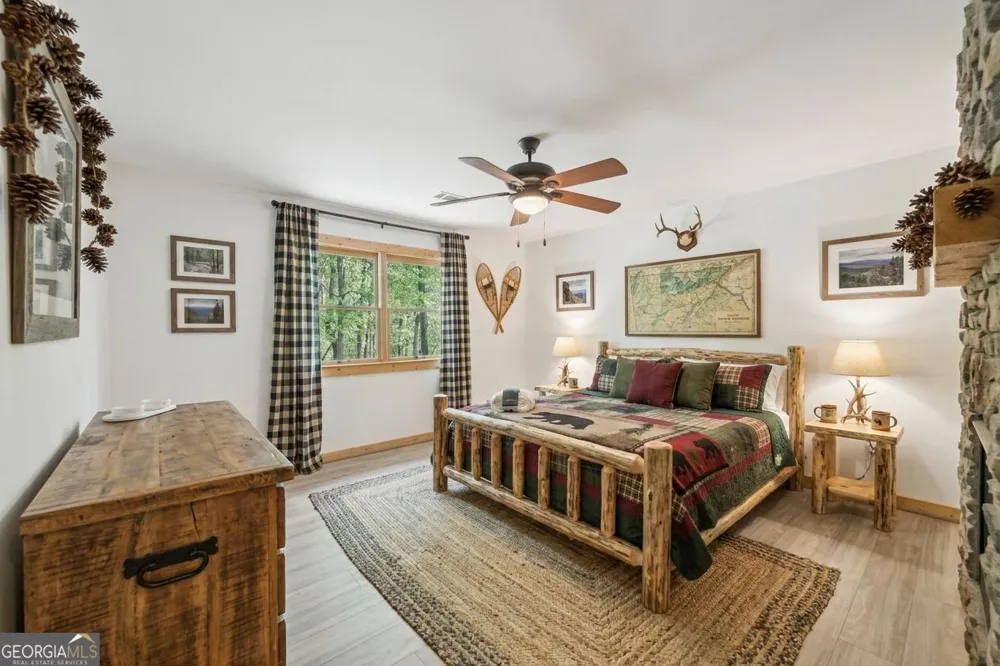 40 Misty Hollow DR Dahlonega, GA 30533