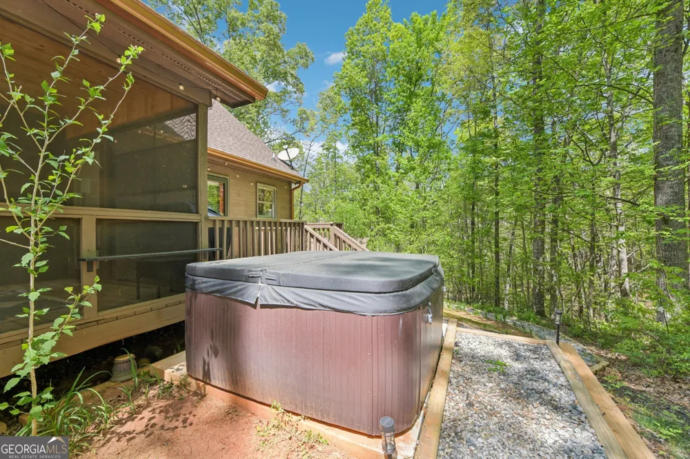 40 Misty Hollow DR Dahlonega, GA 30533