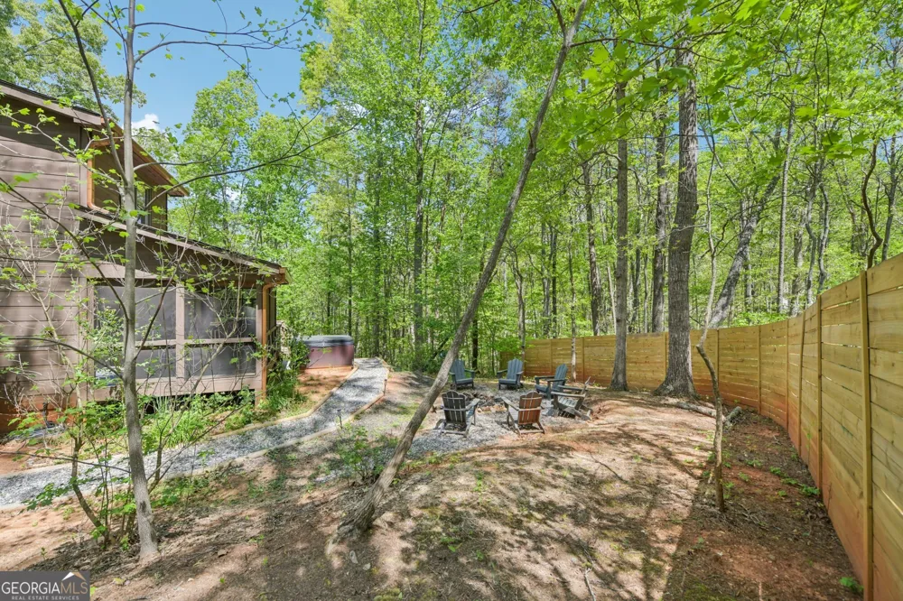 40 Misty Hollow DR Dahlonega, GA 30533