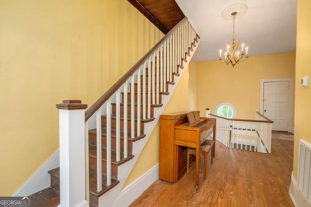 503 N Ash ST Springfield, GA 31329