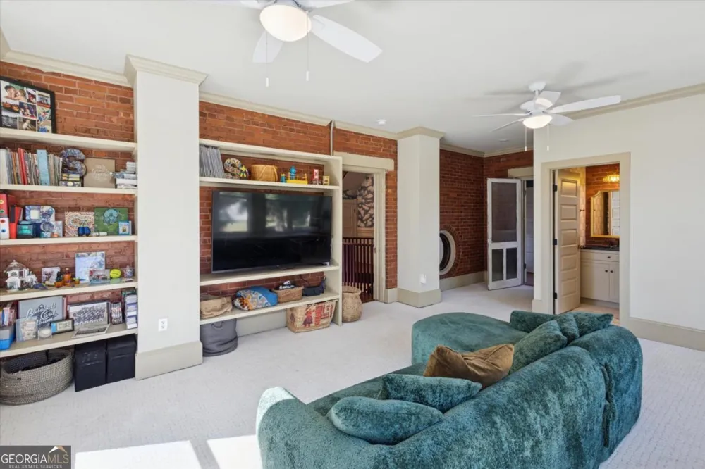 503 N Ash ST Springfield, GA 31329