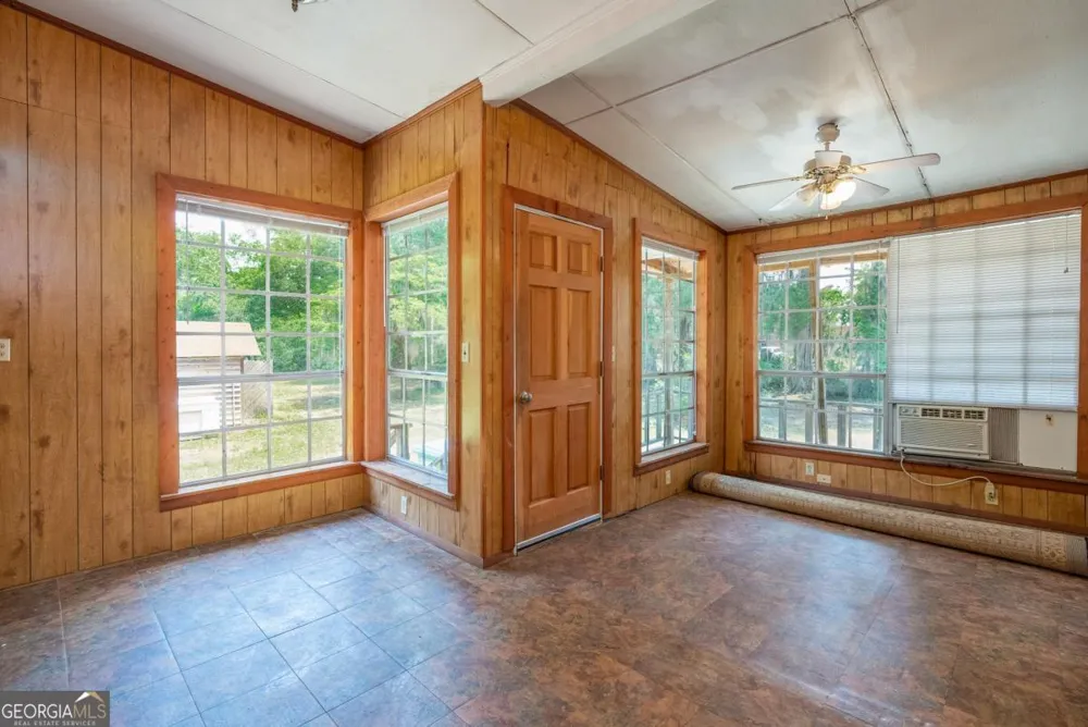 503 N Ash ST Springfield, GA 31329