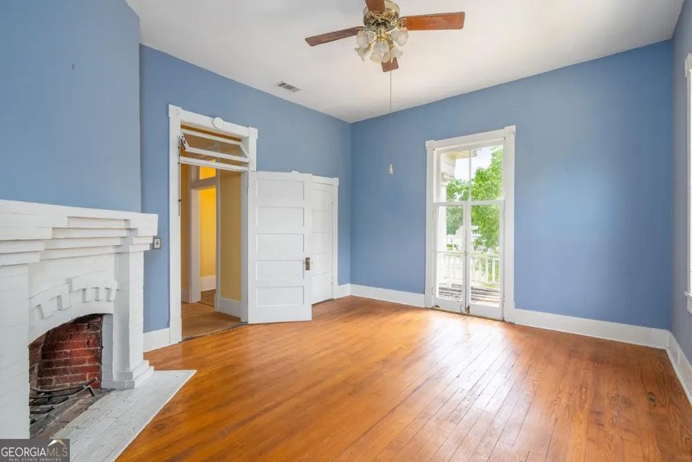 503 N Ash ST Springfield, GA 31329
