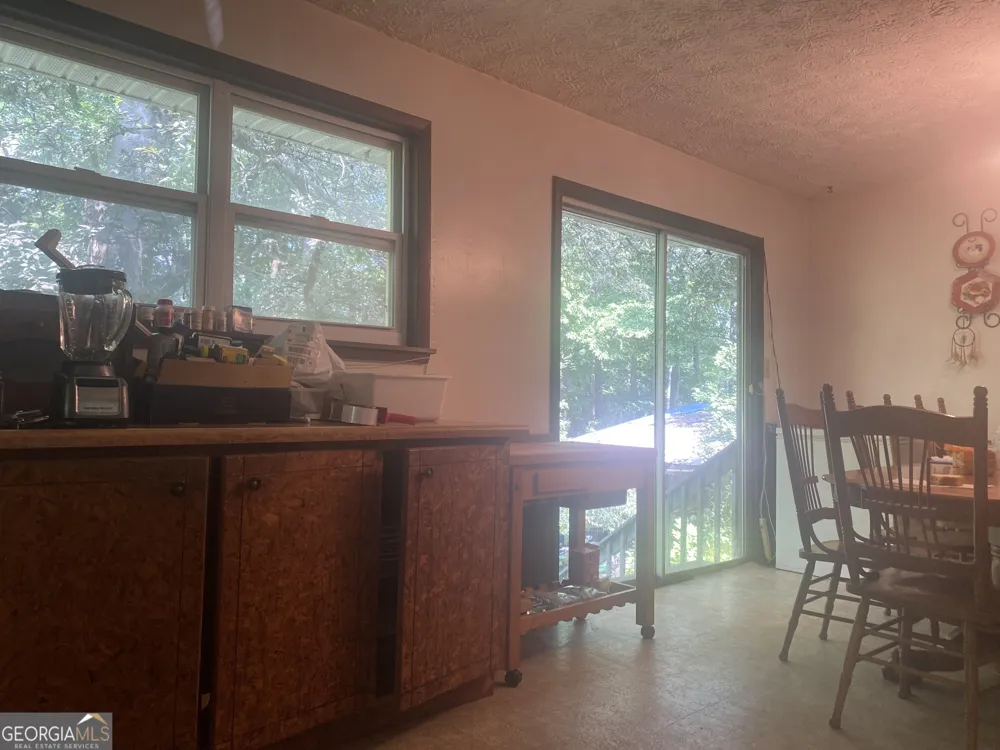 5929 Priest RD Acworth, GA 30102
