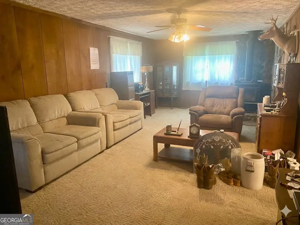 5929 Priest RD Acworth, GA 30102