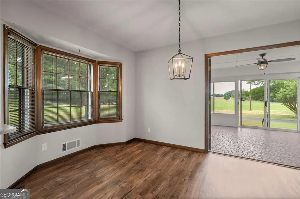 463 Arnoldsville RD Winterville, GA 30683
