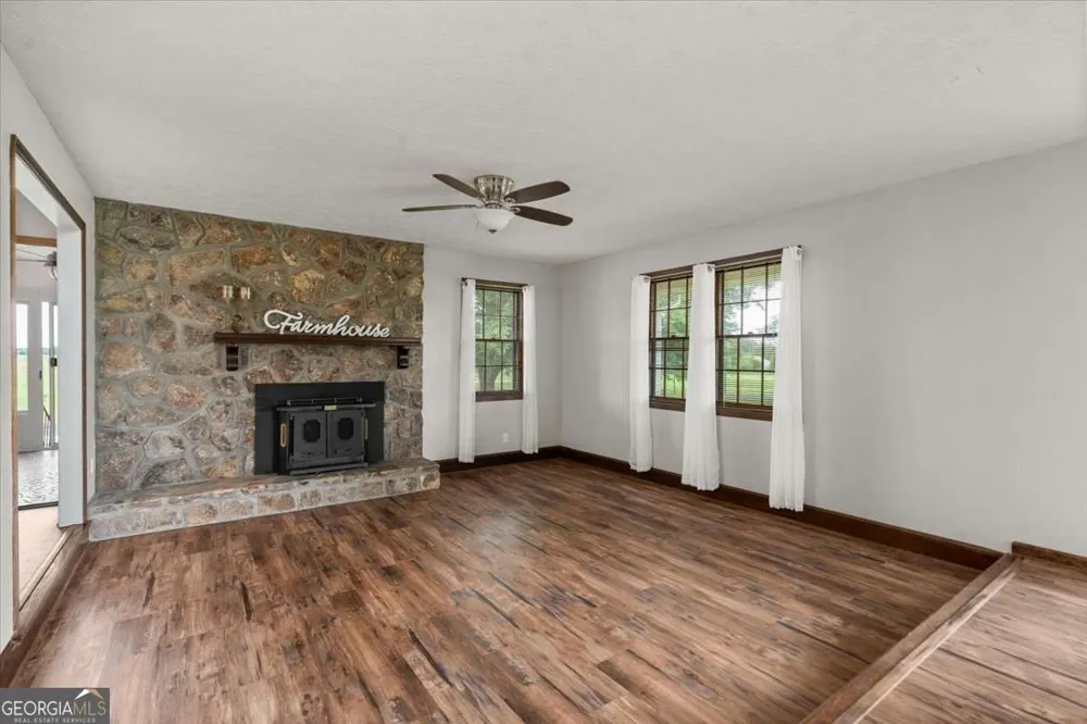 463 Arnoldsville RD Winterville, GA 30683