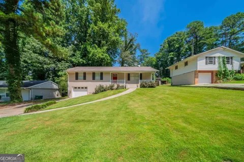 1518 Pine Glen CIR