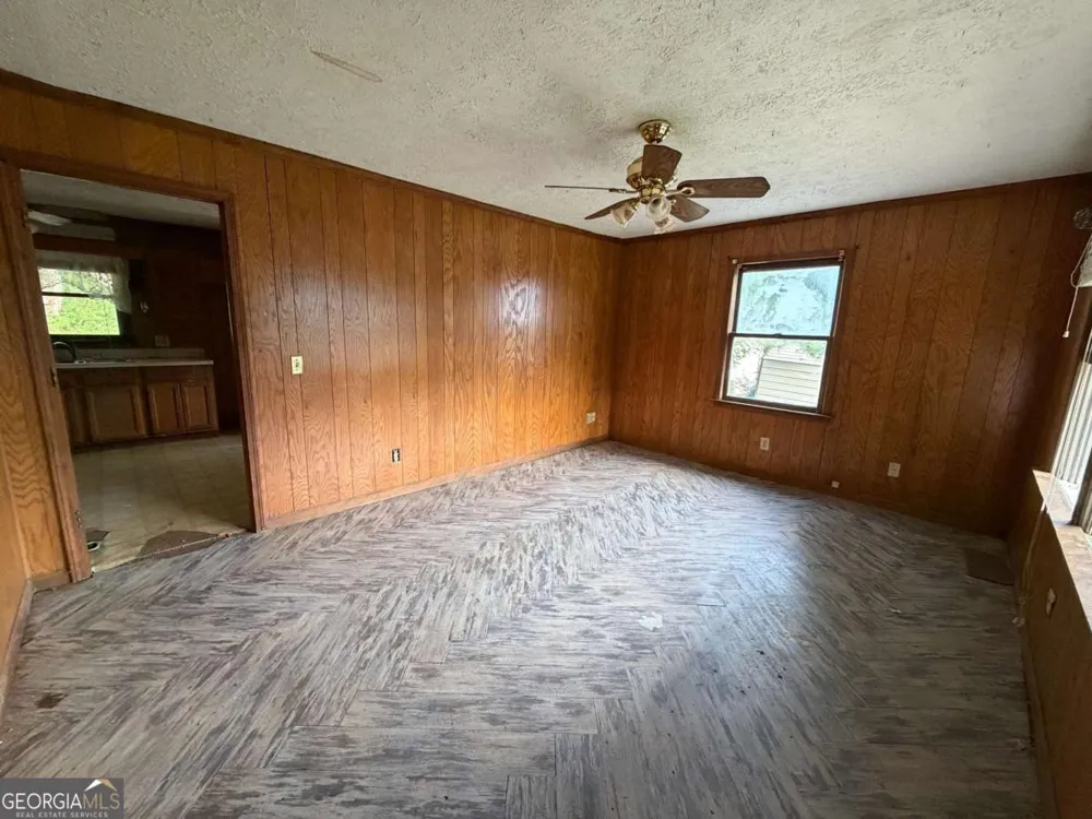 1018 Scott Brown RD SE Fairmount, GA 30139