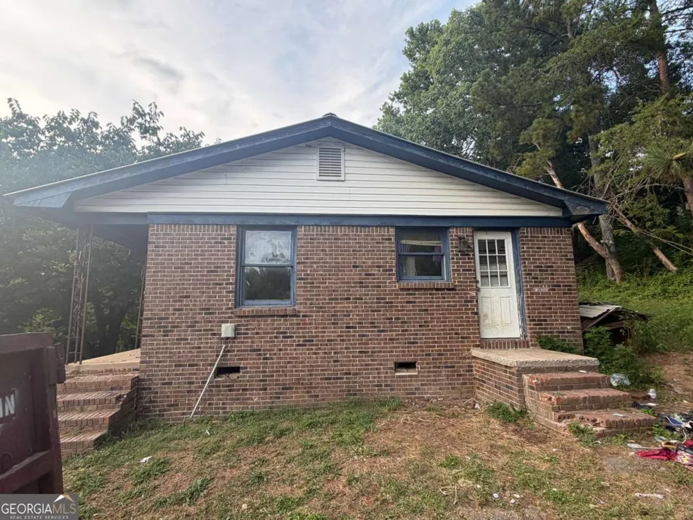 1018 Scott Brown RD SE Fairmount, GA 30139