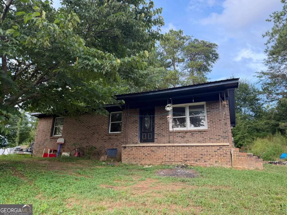 1018 Scott Brown RD SE Fairmount, GA 30139