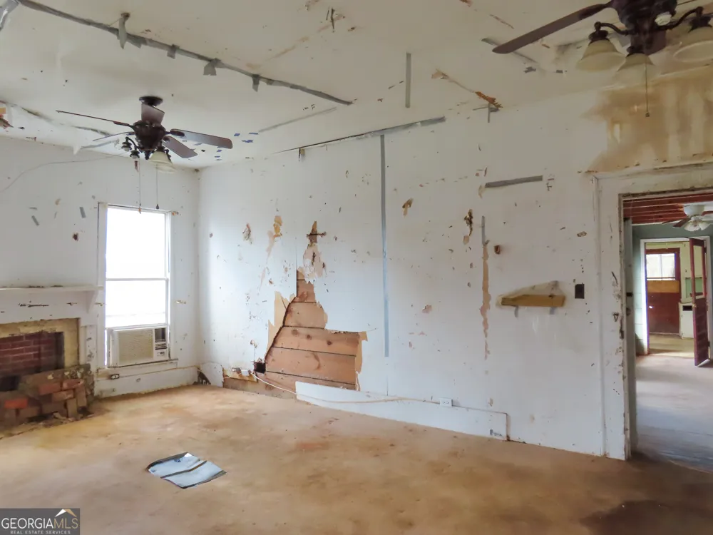 419 Salter RD Davisboro, GA 31018