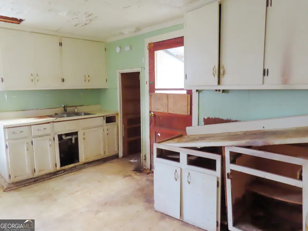419 Salter RD Davisboro, GA 31018