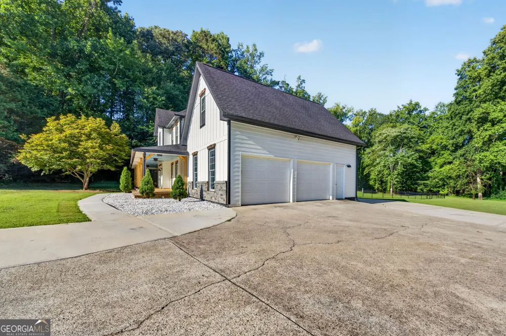89 Dove TRL Hoschton, GA 30548
