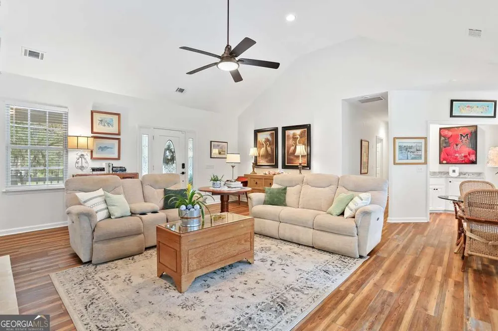 11 Mill Run LN Richmond Hill, GA 31324