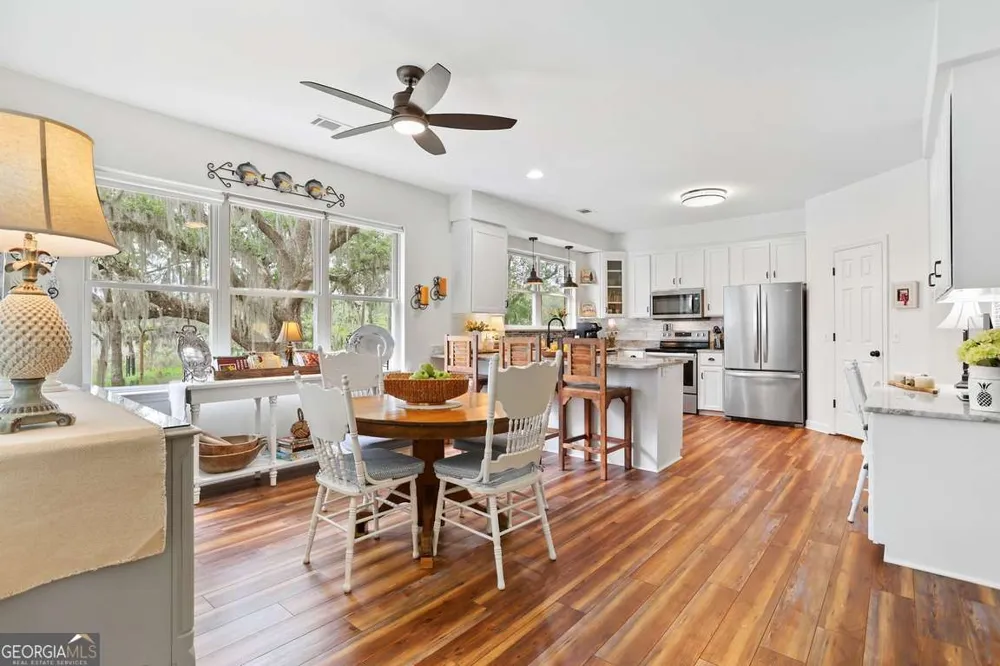 11 Mill Run LN Richmond Hill, GA 31324