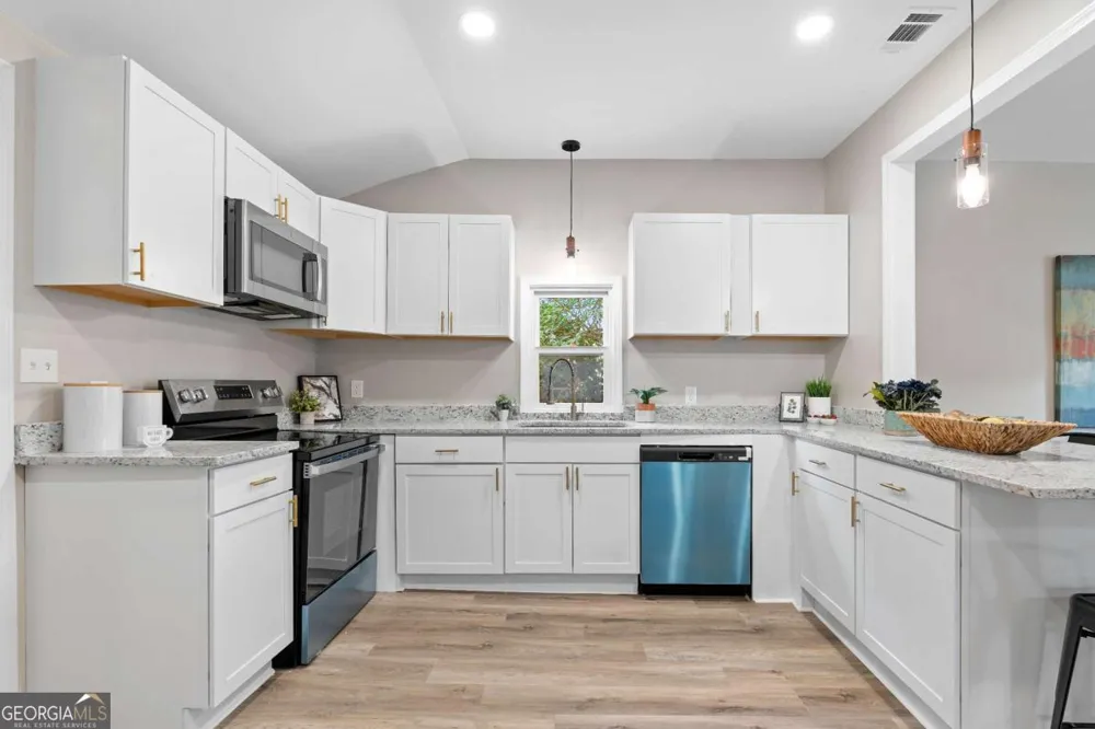 118 Perry ST Monroe, GA 30655