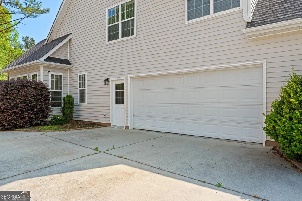241 Otter CIR Fayetteville, GA 30215