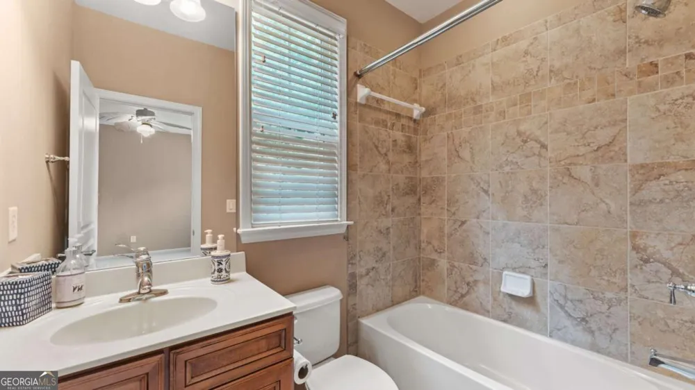 5010 Collins Lake DR Mableton, GA 30126